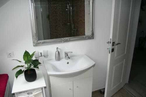 Bruk Central Apartament
