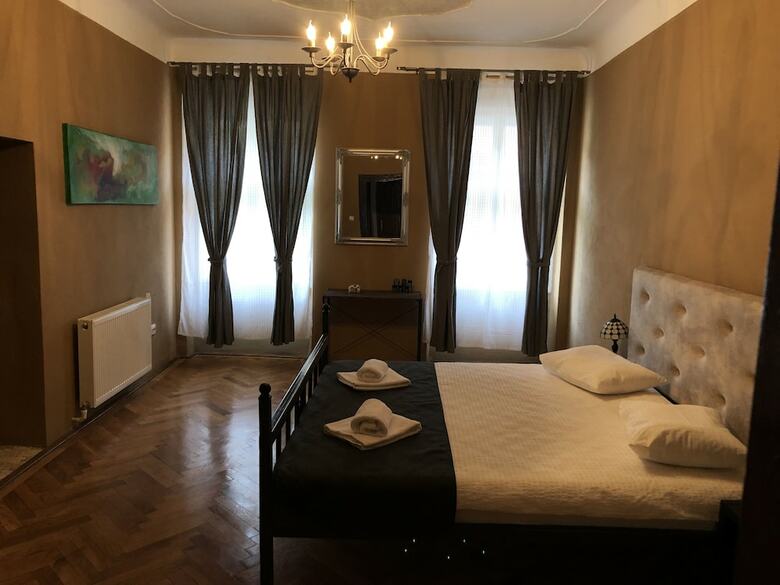 Hotel Poet Pastior Residence