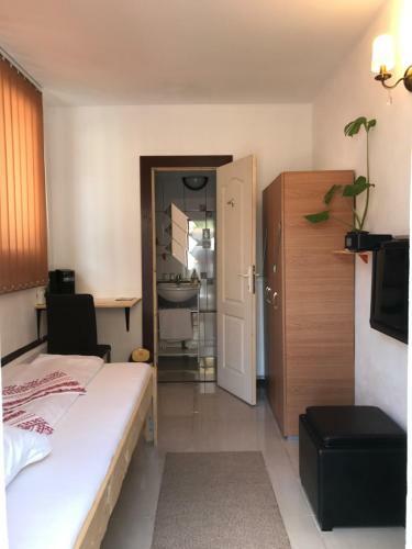 Hostal Villa Maria S