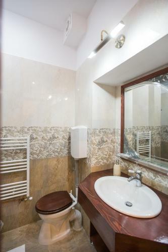 History Apartment Str Cetatii