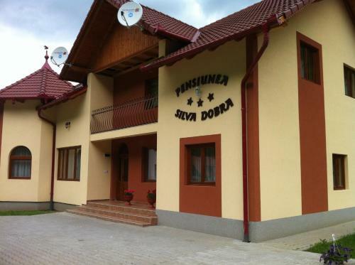 Hostal Pensiunea Silva Dobra