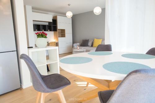 Spacious & Bright New Apartment For Full Comfort