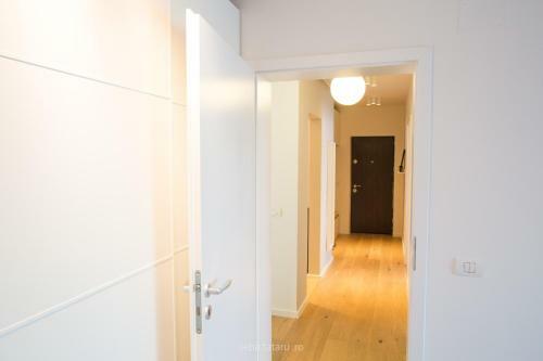 Spacious & Bright New Apartment For Full Comfort