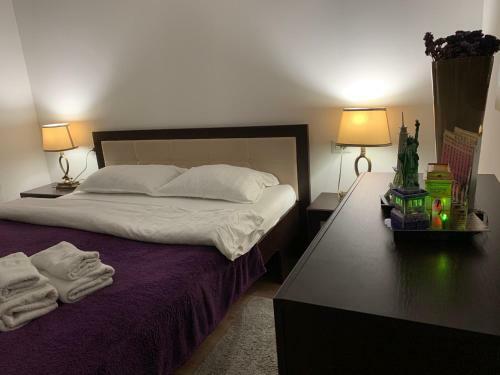 Puzzle Mall Apartment