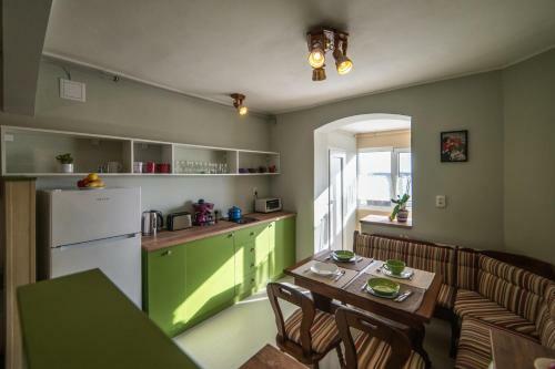 City View Apartment