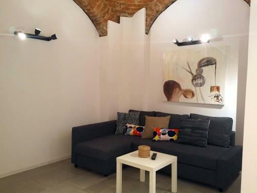 Chic Apartments