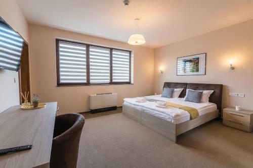 Hotel Pensiunea Select Central