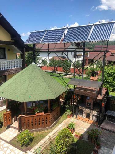Hostal Pensiunea La R?ducu