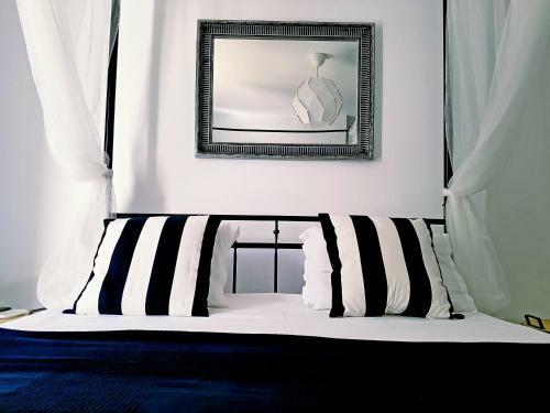 Motel Arg� Costine?ti