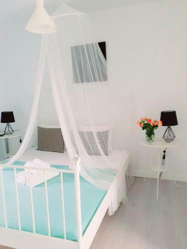 Motel Arg� Costine?ti