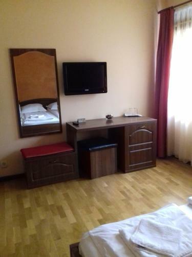 Hostal Pensiunea Damiris