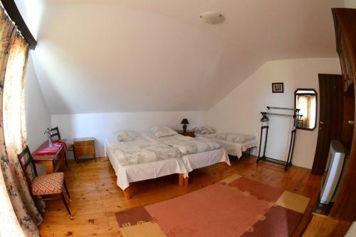 Hostal Vila Altius Felix