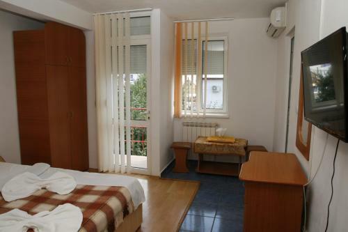 Hostal Vila Casa Blanca Mica