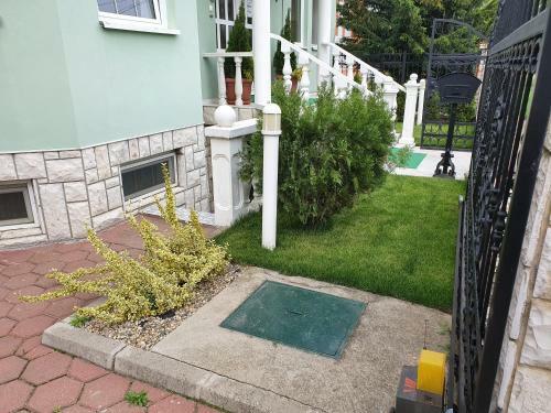 Hostal Guest House Luxotel