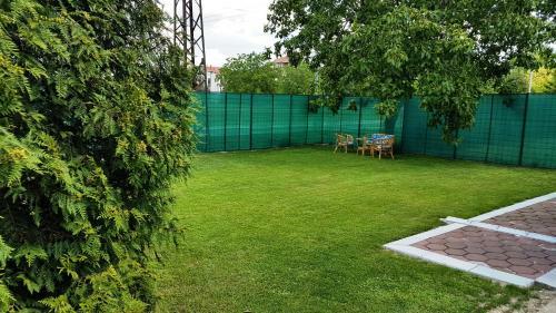 Hostal Guest House Luxotel