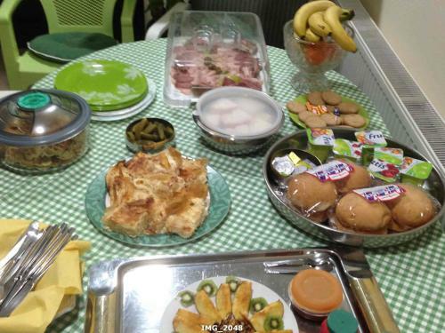 Hostal Guest House Vila Florida