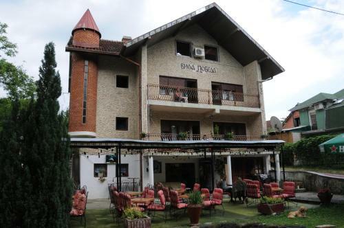 Apartamentos Guest House Vila Pobeda