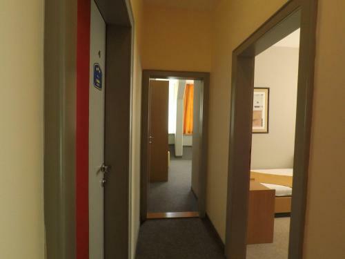 Bed & Breakfast Pansion In Club