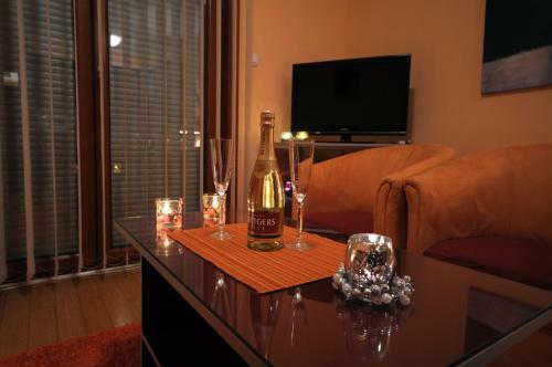 Apartments Iwa Centar