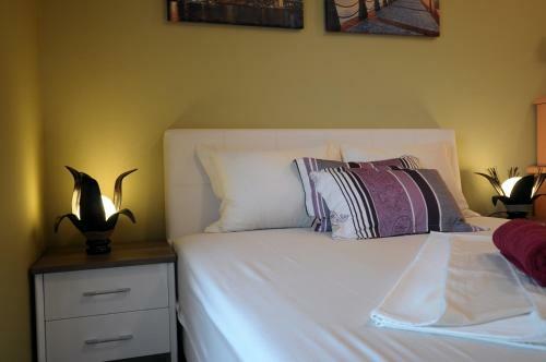 Apartments Iwa Centar
