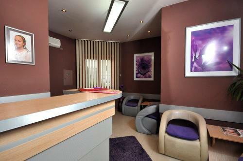 Apartments Iwa Centar