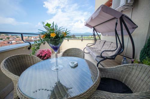 Apartments Biser