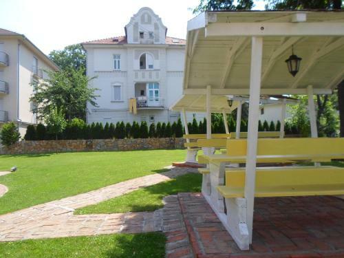 Hostal Villa As