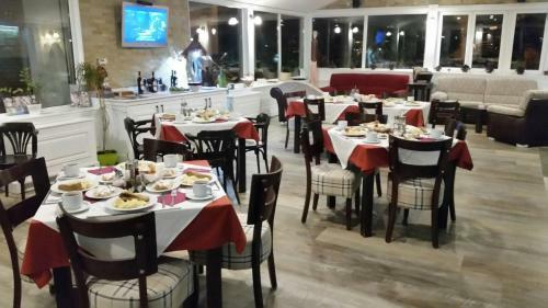 Hostal Villa As