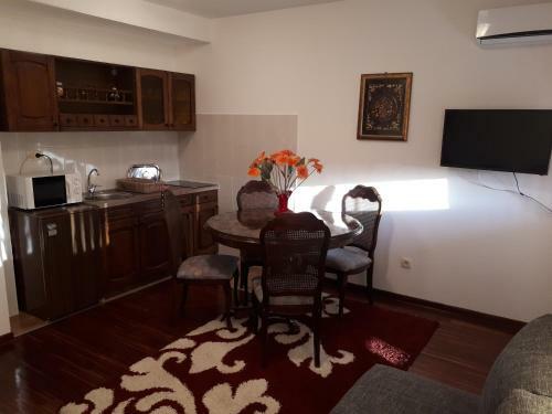 Mila Apartmani