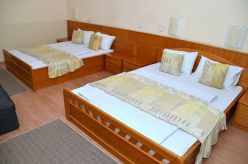 Garni Hotel Lake