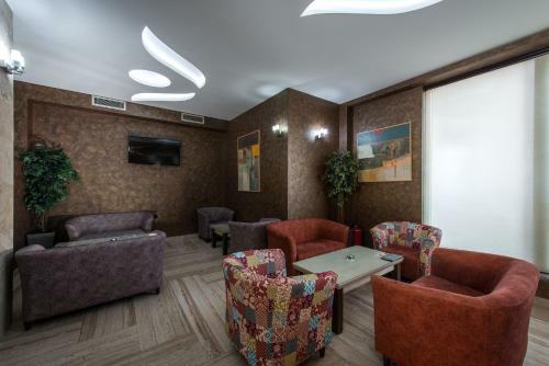 Garni Hotel Aveny