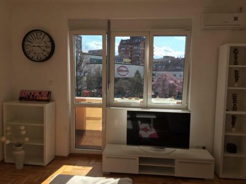 Apartment Center