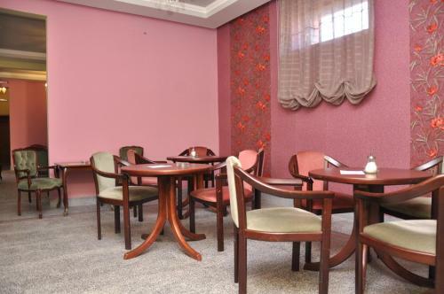 Hostal Guest House Anna Caffe