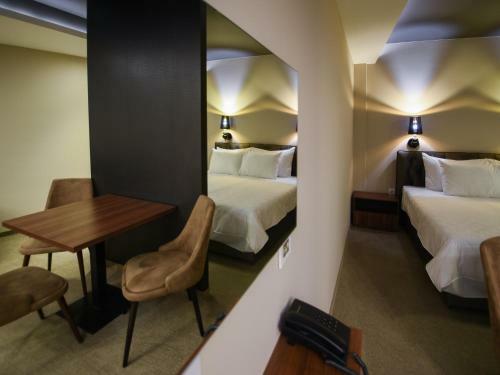 Hotel Ideo Lux