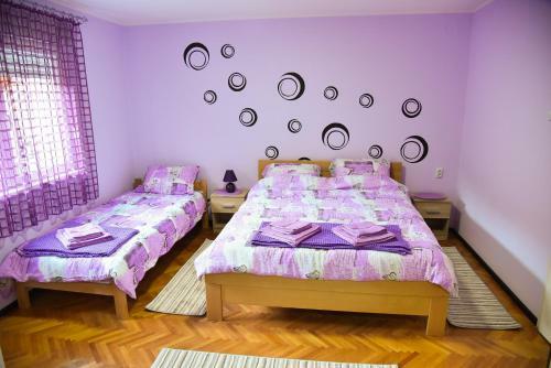 Hostal Preno?i?te Pilot