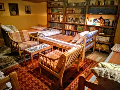 Hostal Guesthouse & Camp For Adventurers Urban Guerrilla