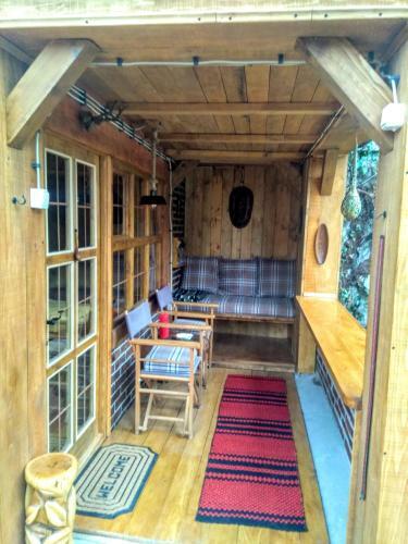 Hostal Guesthouse & Camp For Adventurers Urban Guerrilla