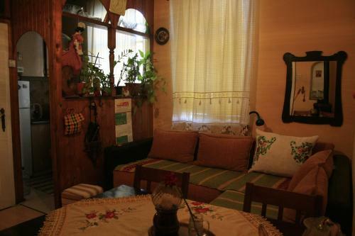 Hostal Guesthouse & Camp For Adventurers Urban Guerrilla