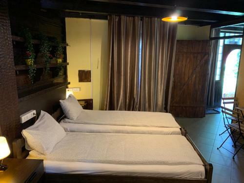 Motel Stari Hrast