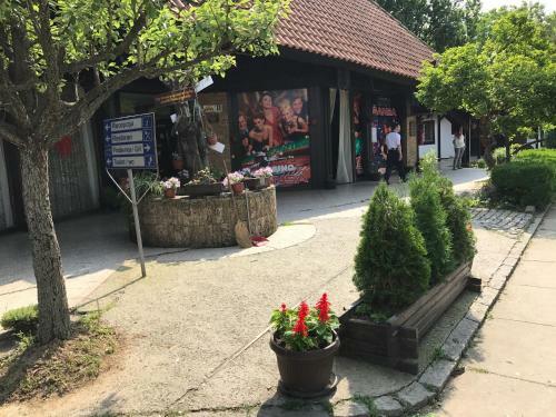 Motel Stari Hrast