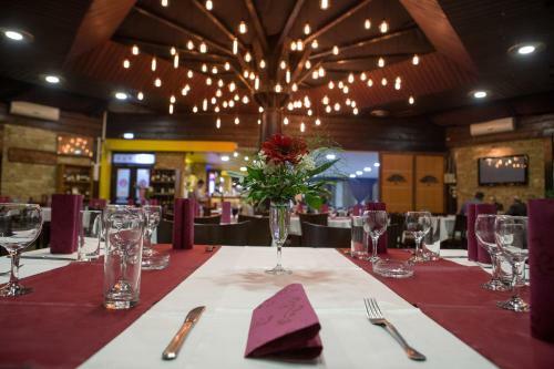 Motel Stari Hrast