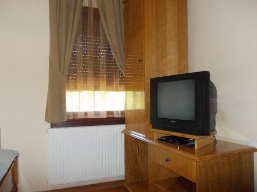 Bed & Breakfast Ku?a Za Odmor "karalic"
