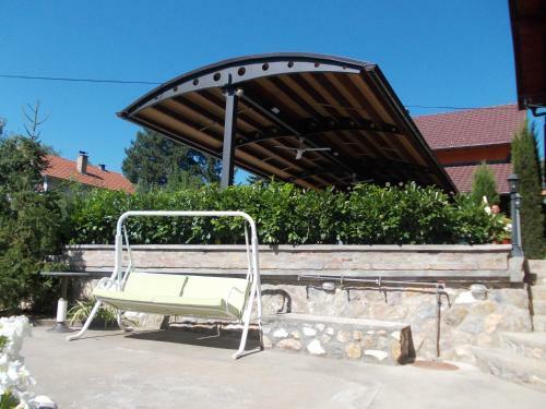 Bed & Breakfast Ku?a Za Odmor "karalic"