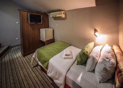 Hotel Bell