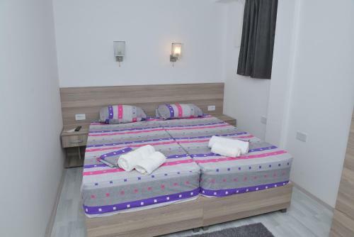 Atina Lux Hostel