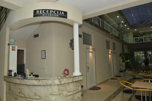 Atina Lux Hostel