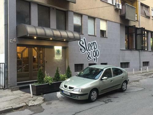 Hostal Sleep&go Guest House