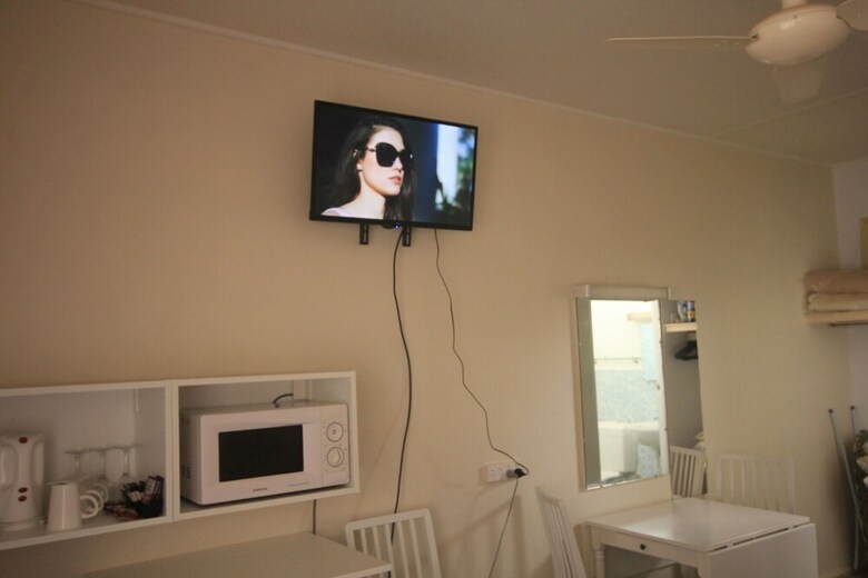 Aromet Motor Inn