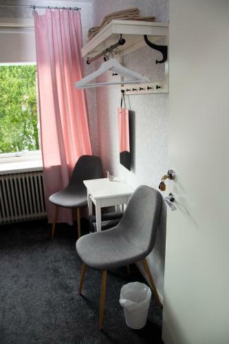 Bed & Breakfast L�nsmansg�rden �dalen