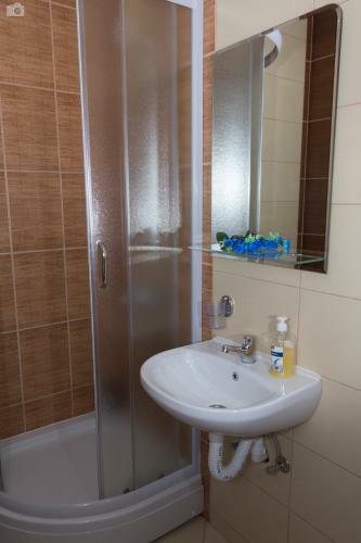 Nik Apartmani